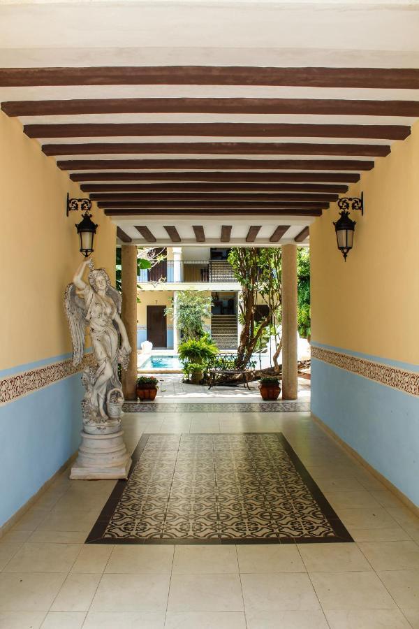 Hotel Fundadores วัลลาโดลิด ภายนอก รูปภาพ