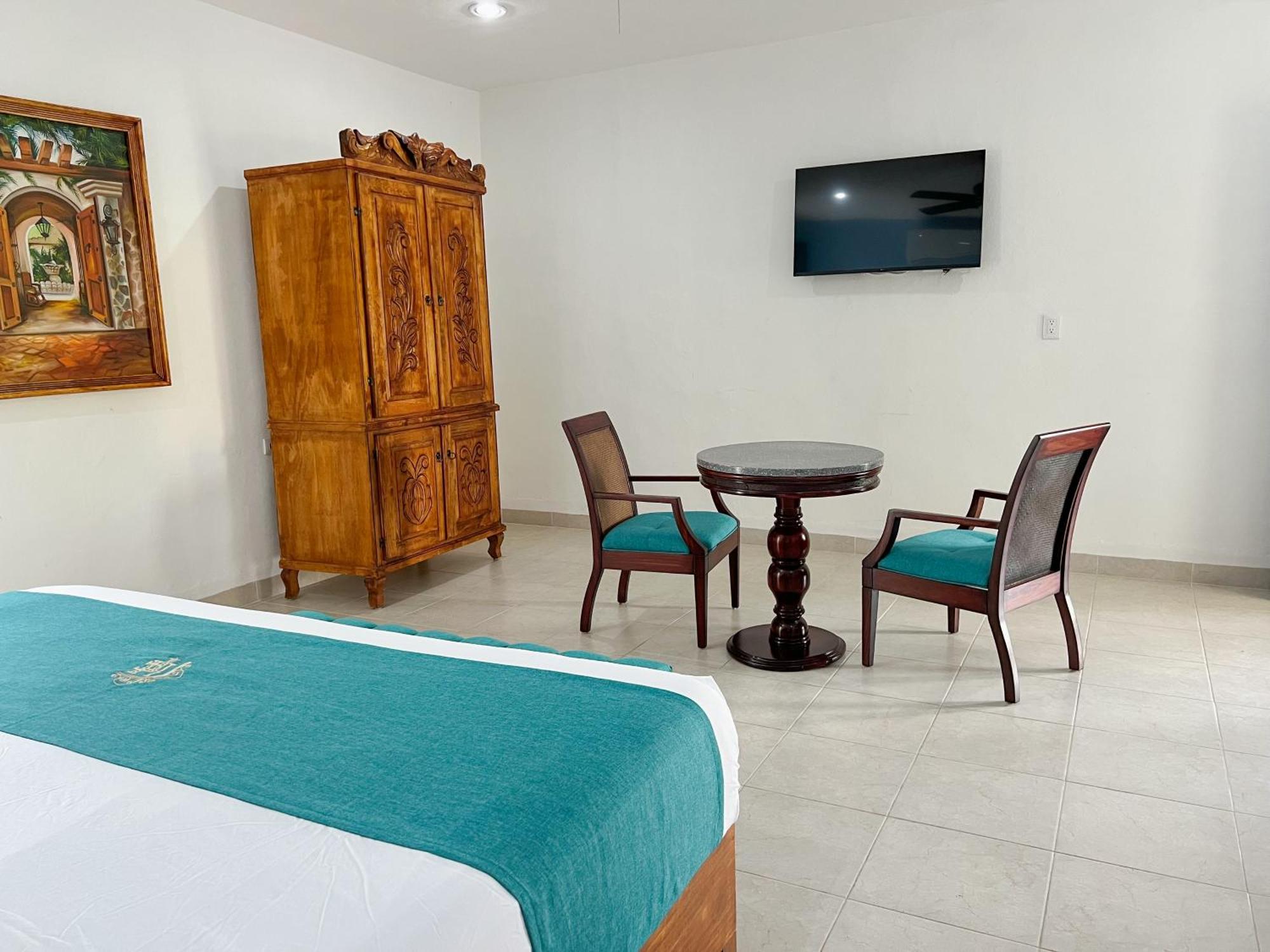 Hotel Fundadores วัลลาโดลิด ภายนอก รูปภาพ