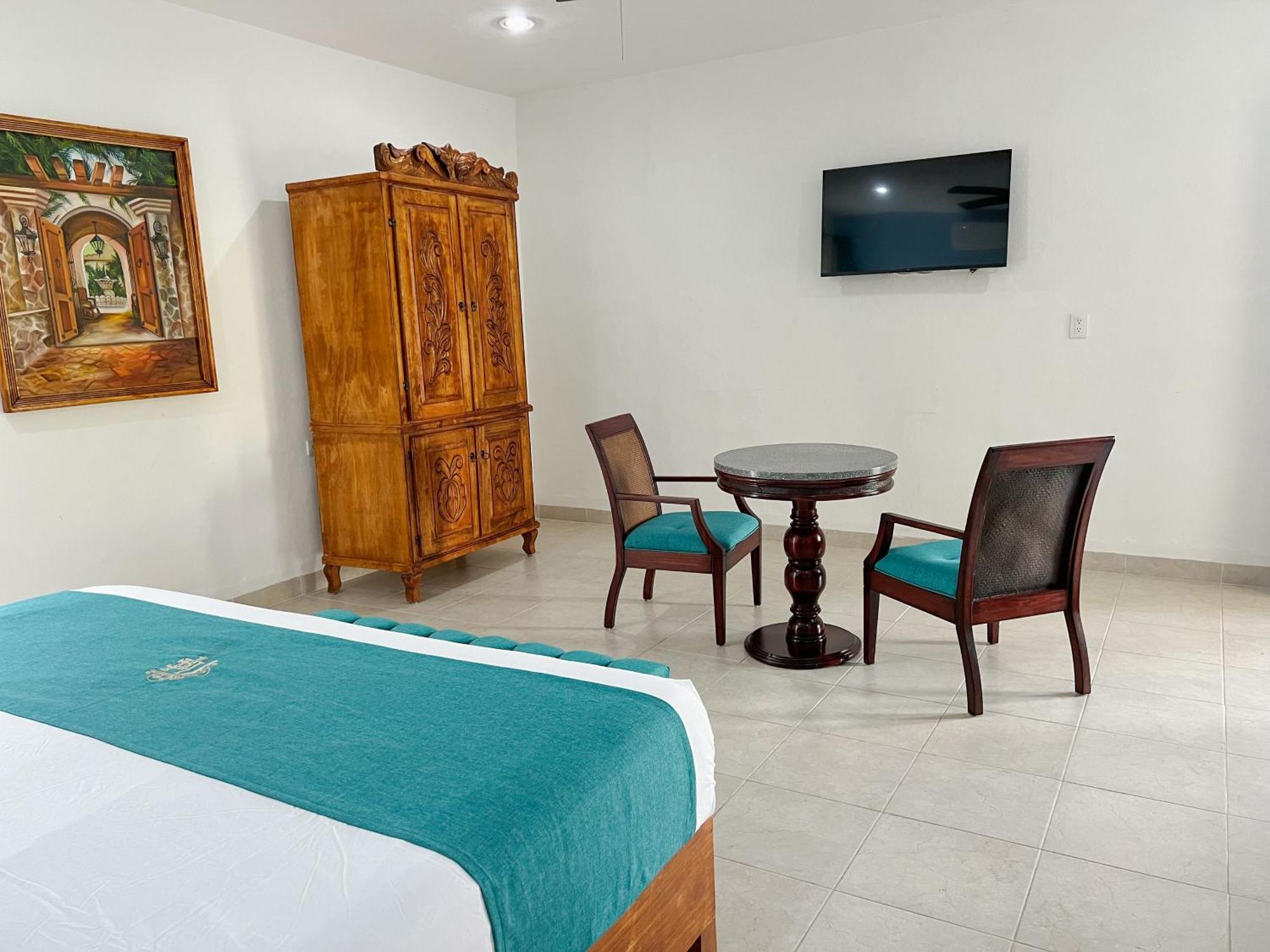 Hotel Fundadores วัลลาโดลิด ภายนอก รูปภาพ