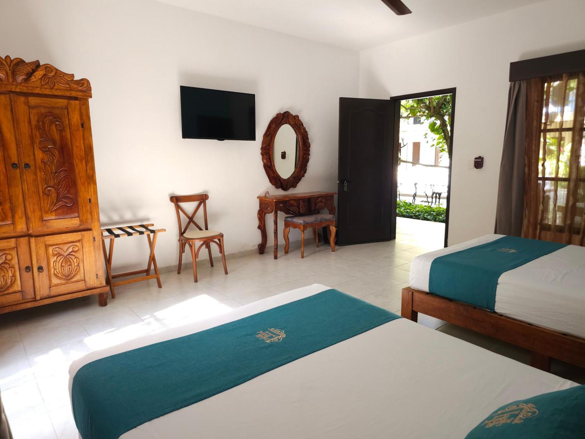 Hotel Fundadores วัลลาโดลิด ภายนอก รูปภาพ